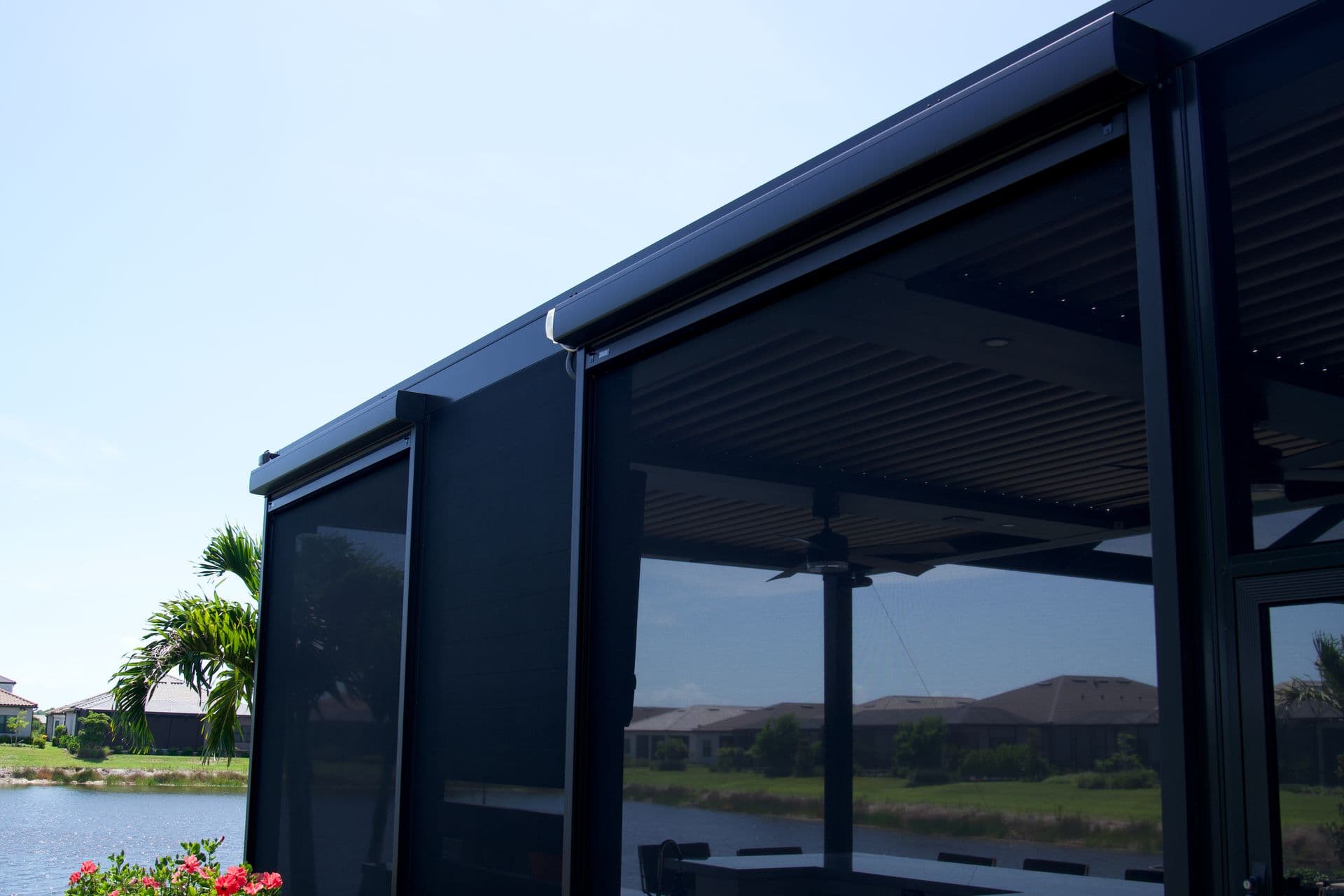 lanai roll down image