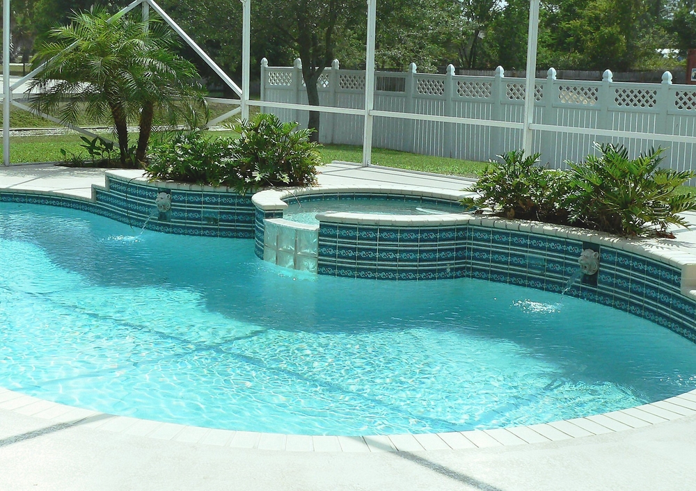 Featured image for post: How to Heat Up Your Pool Enclosure